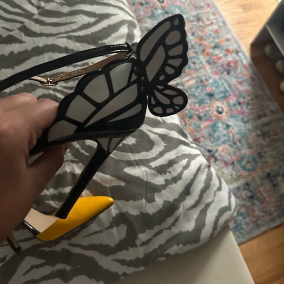 Heels - Picture 6 of 7